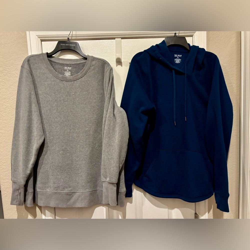 2-pc Tek Gear Gray and Navy Women’s Sweater Duo 2X
